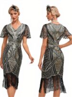 Photo montrant une femme de face et trois quart dos portant une robe style années 20 noire à motifs paillettes et franges, et un ornement plume sur la tête, le tout sur fond blanc