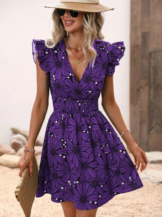 Robe fleurie décolleté, manches courtes à volants