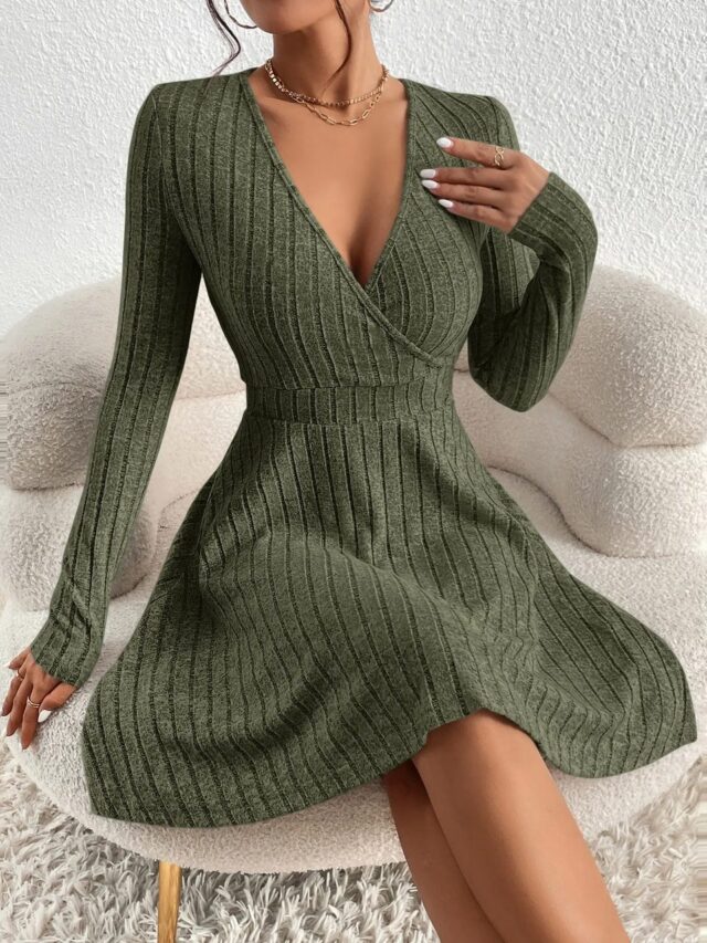 Robe pull kaki jupe trapèze pour femme