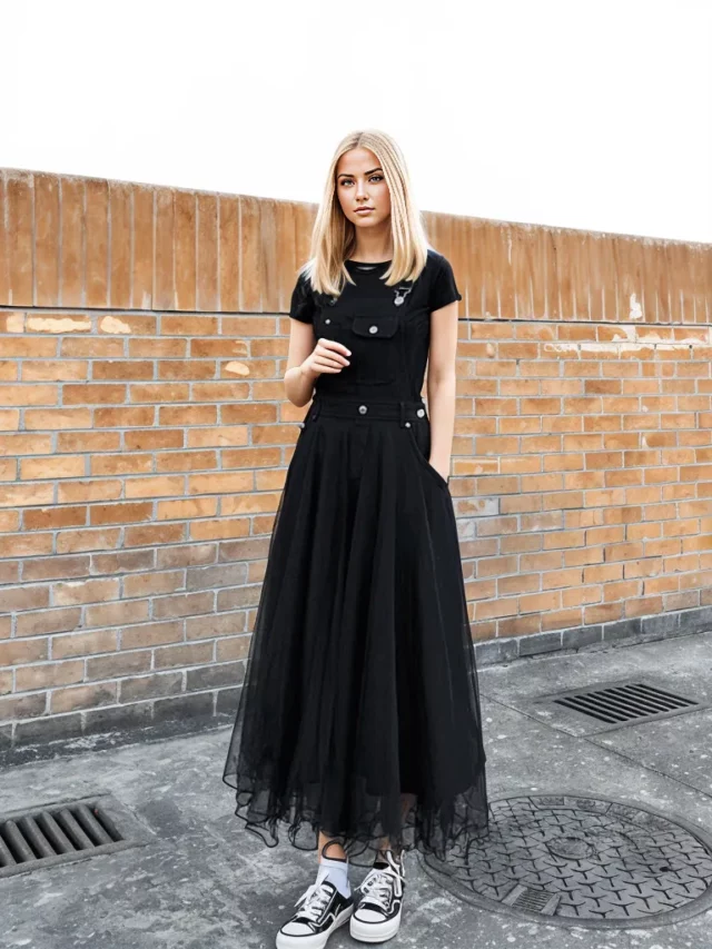 Robe salopette avec un jupon vaporeux